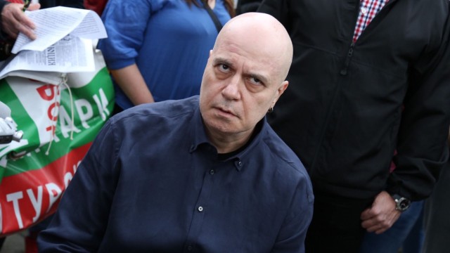 Ще подкрепим Радев за президент, зад него сме