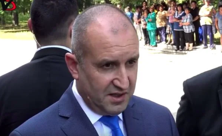 Румен Радев прави партия, с Рашков и Петков вадят България от тинята