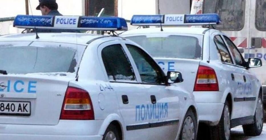 Жена загина в тежка катастрофа, колата паднала в р. Струма и се напълнила с вода