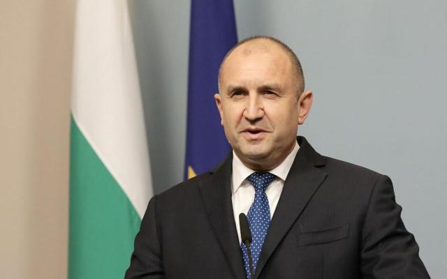 Финал! Румен Радев готви военен кабинет