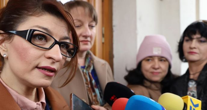 Разговорите продължават! Лена Бориславова и Деси Атанасова с ИЗВЪНРЕДНИ вести