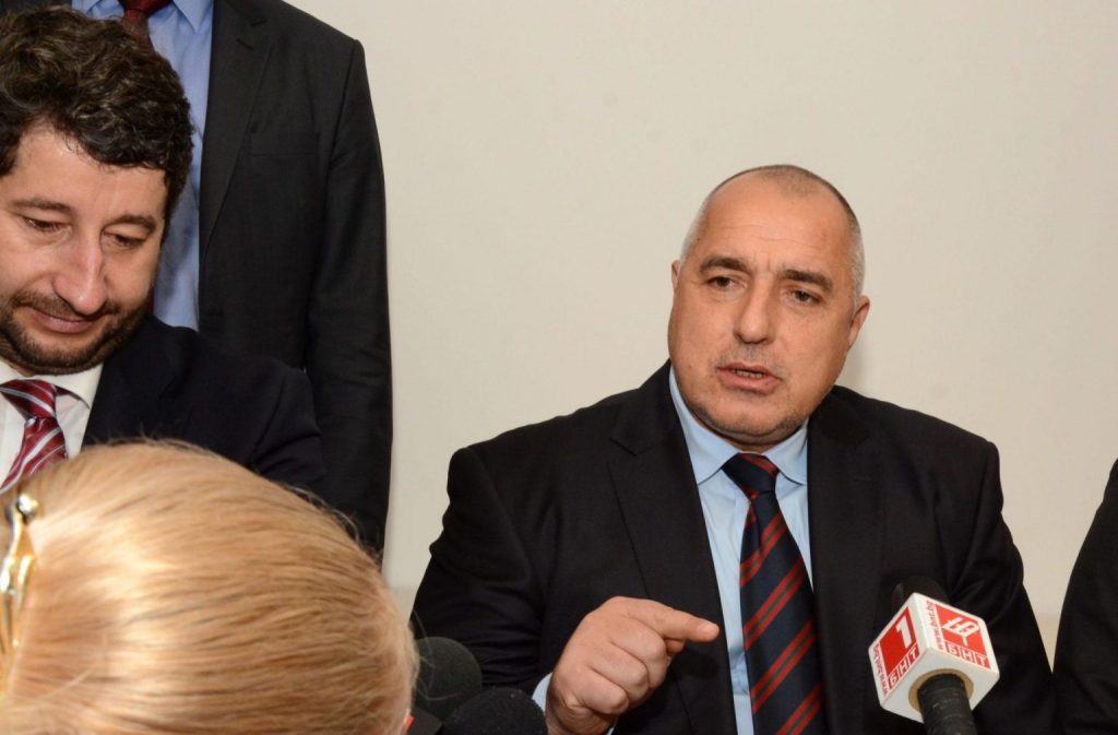 След заседание до зори: Разкриха пълната оферта на ПП, ето какви са условията към Борисов