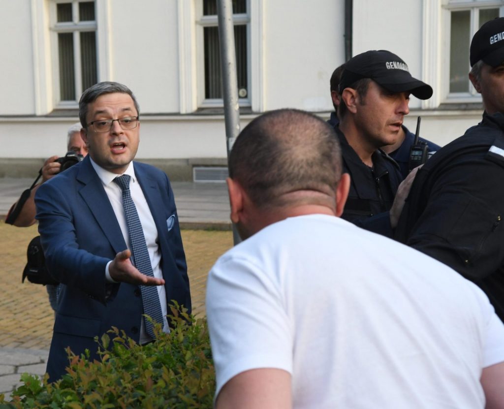 Тома Биков: Искат позиция на ГЕРБ за Соня Момчилова, а когато я избраха някой пита ли ни?