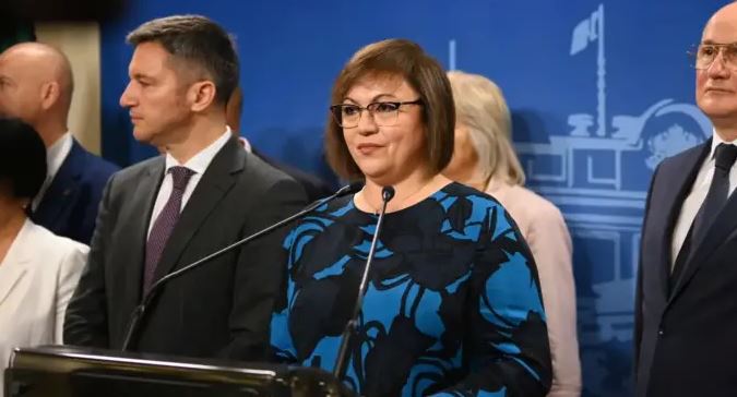 РЕЗИЛ! Нинова излезе при синдикатите с рокля за 1000 лева